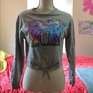 crop top sweatshirt